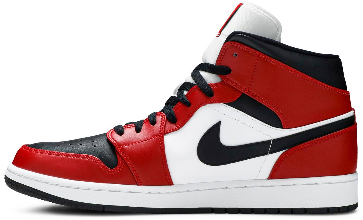 2-giay-nike-air-jordan-1-mid-chicago-black-toe-554724-069